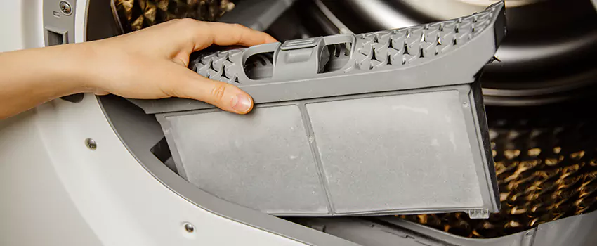 Signs Of A Clogged Dryer Lint Trap in Bloomsburg, Pennsylvania